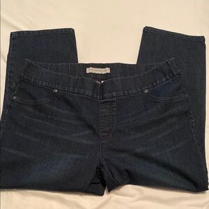 Dark Blue Ankle Cropped Jeans with Classic Fit